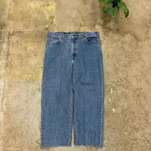 Vintage Levi’s Orange  Tab Midwash Jeans Size 36